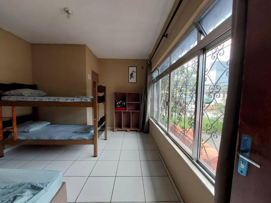 Hostel Pantanal Em ฟลอเรียนอโปลิส ภายนอก รูปภาพ