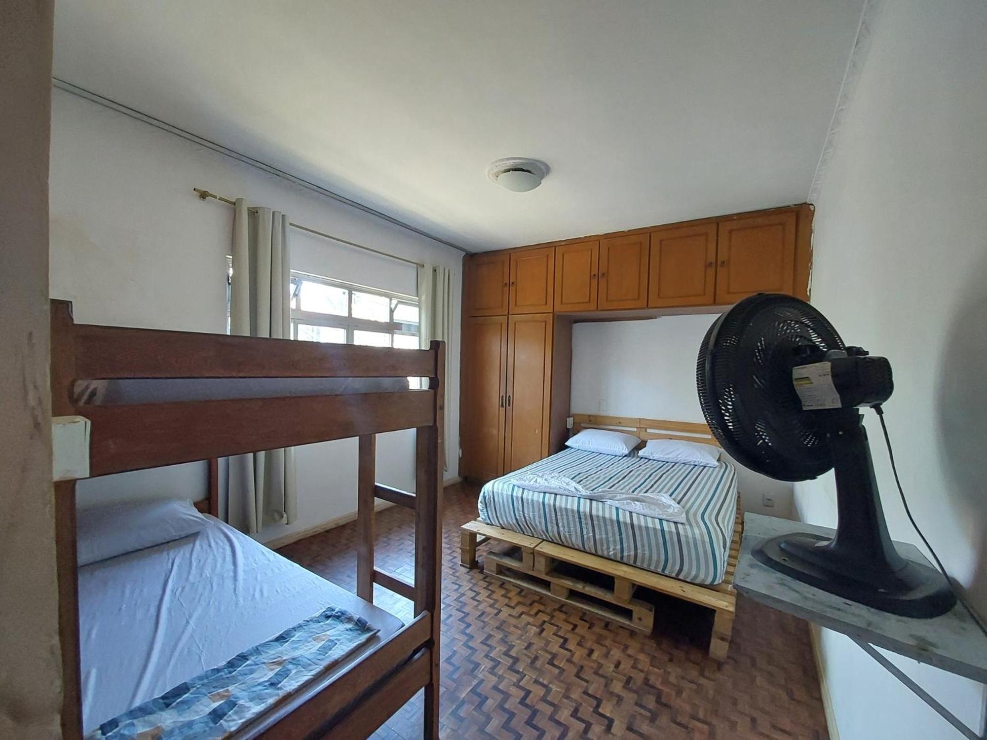 Hostel Pantanal Em ฟลอเรียนอโปลิส ภายนอก รูปภาพ